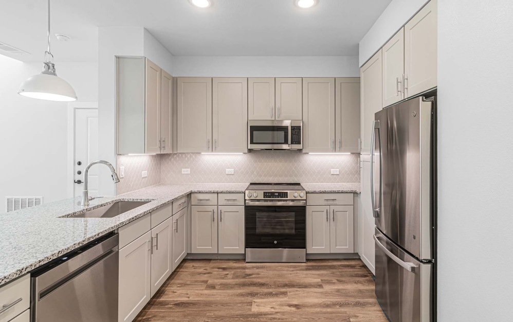 TH1 - 1 bedroom floorplan layout with 1.5 bathroom and 1844 square feet (View 2
)