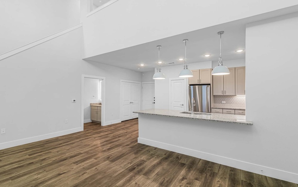TH2 - 2 bedroom floorplan layout with 2.5 bathrooms and 1671 square feet (View 2
)