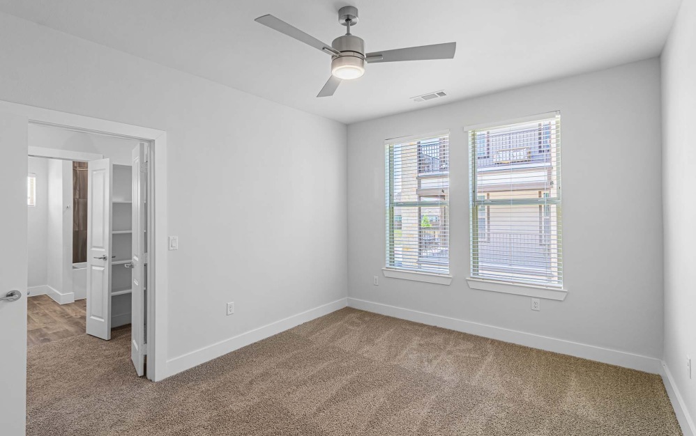 TH2 - 2 bedroom floorplan layout with 2.5 bathrooms and 1671 square feet (View 5
)